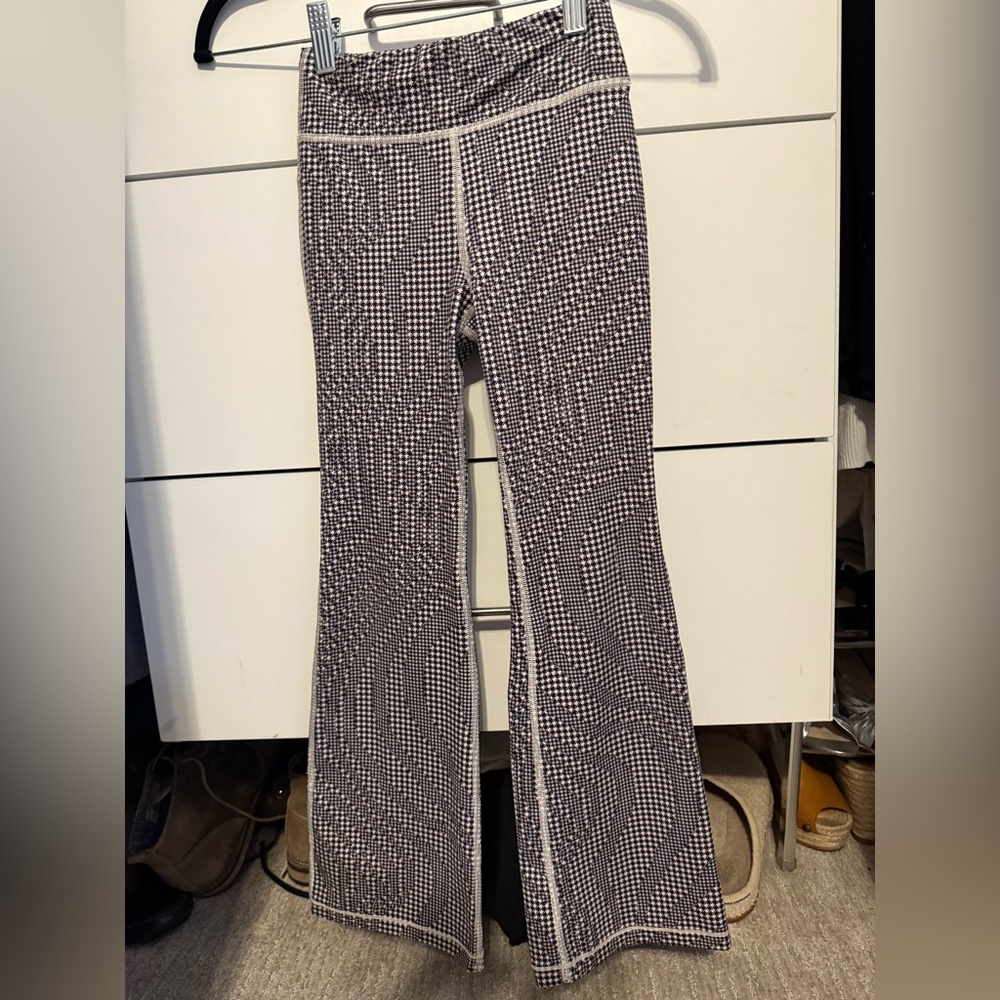 Athleta Girl Houndstooth Patterned Flare Leggings